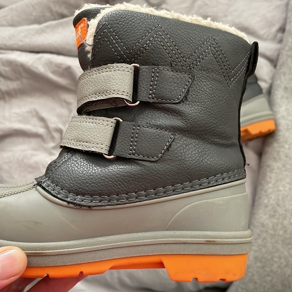 Cat and jack snow boots - Picture 2 of 4
